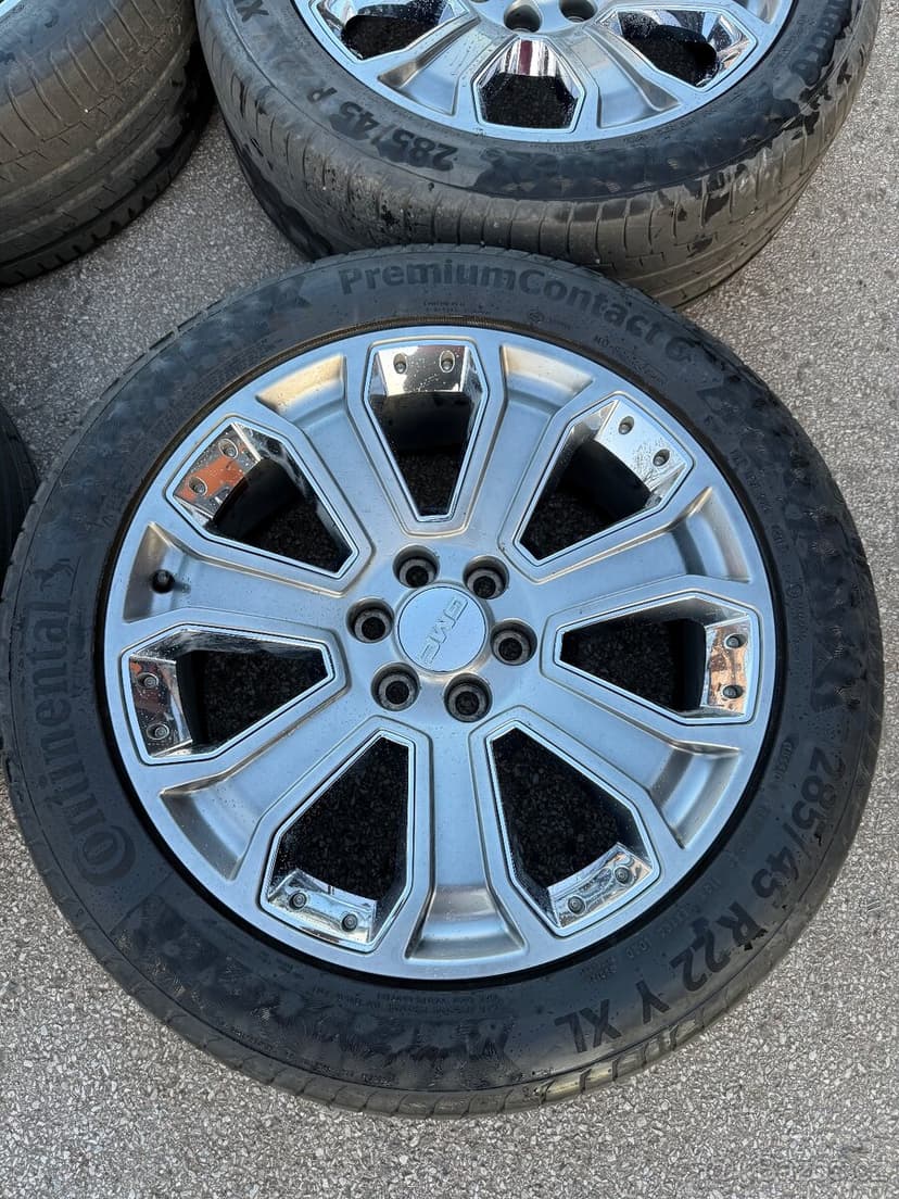 Kola R22 GMC Yukon / Escalade / Silverado / Suburban /Sierra