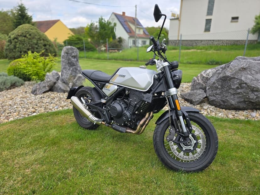 Brixton 500 Crossfire 2023 35kw