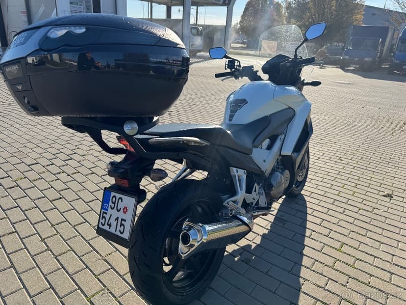 Honda VFR CrossRunner 800X