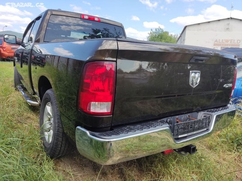 Dodge RAM 1500 V8 5.7 HEMI 4x4 rv 2014 dph