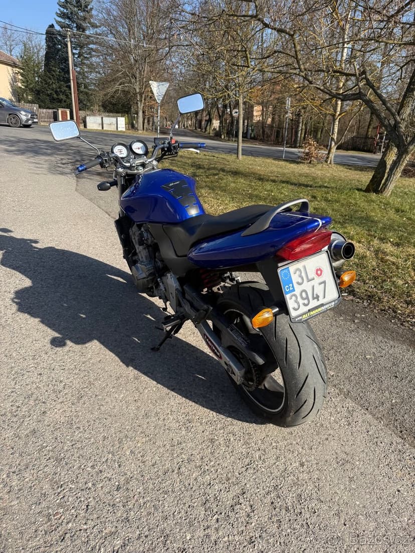 Honda hornet 600f