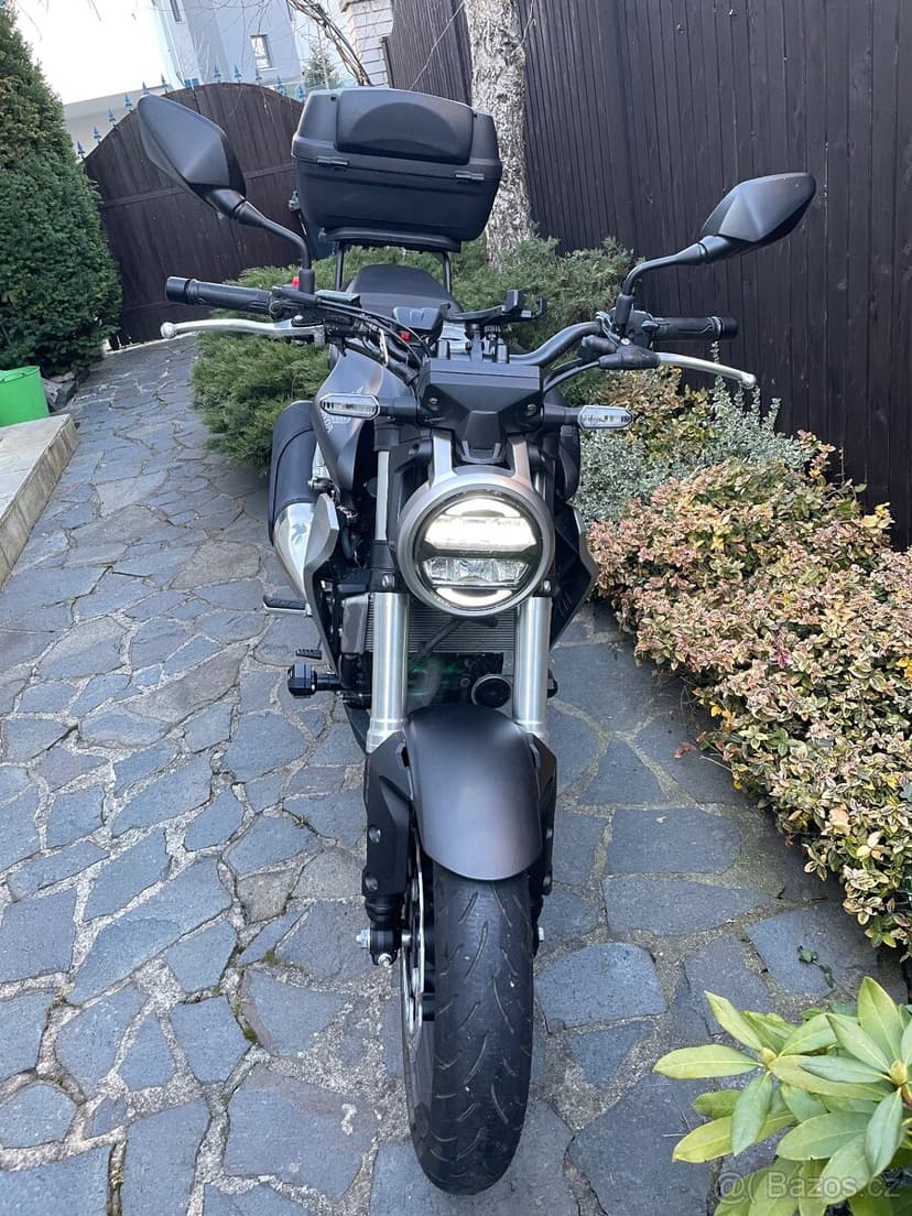 Prodám Honda CBF300R café