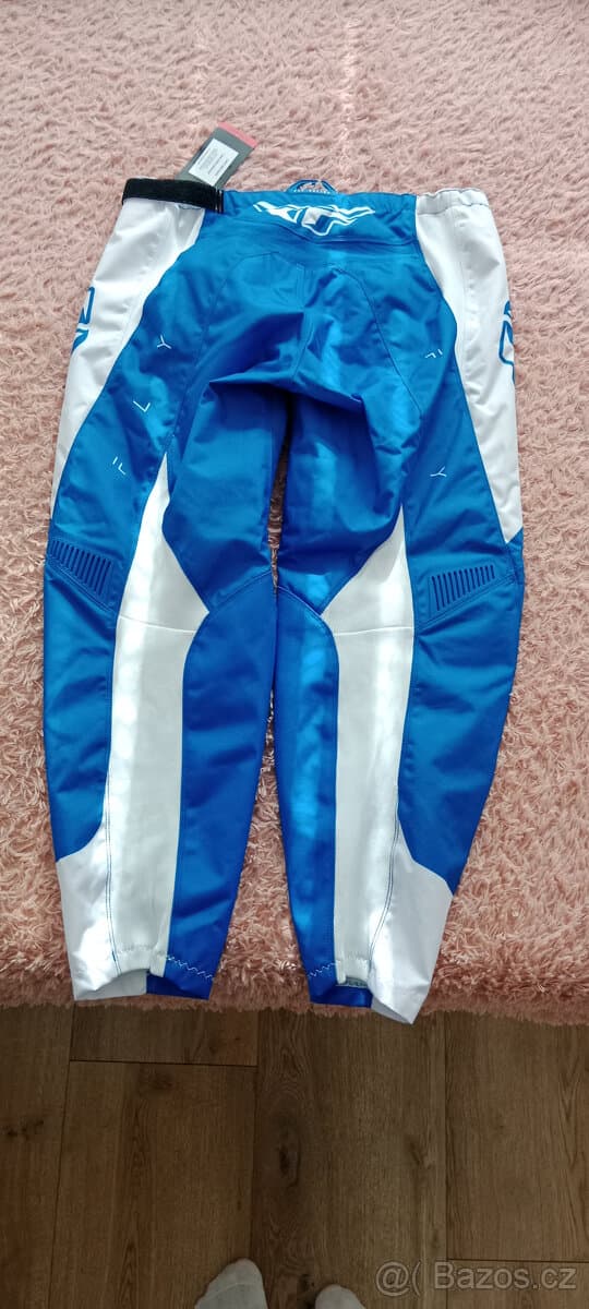 DRES KALHOTY FLY F 16 XXL Vel:40 R.2024