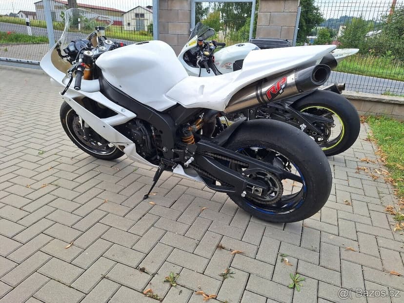 Yamaha yzf R1 RN19 okruhovka připraveno na sezonu
