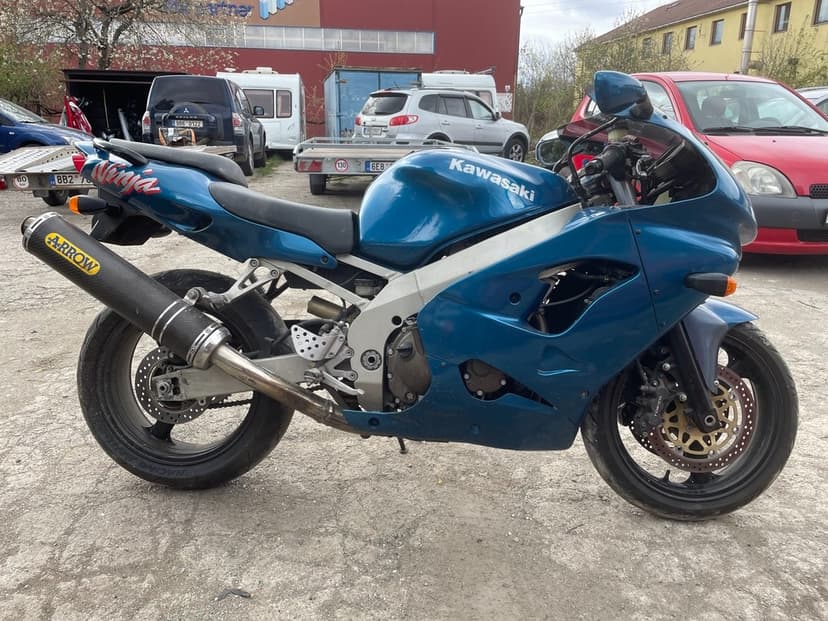 Kawasaki ZX 900 Ninja, rok 2000, s CZ doklady