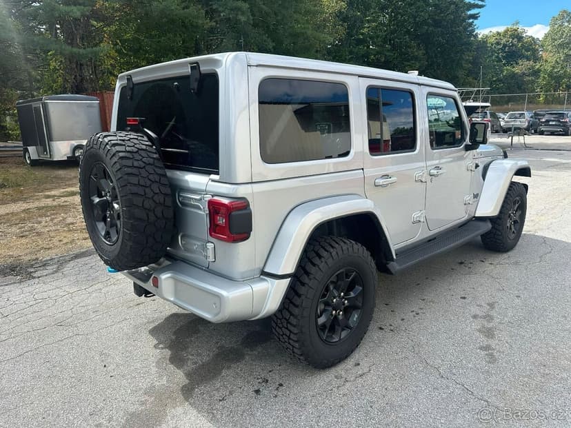 Jeep Wrangler Sahara 4xe 2023 – hybrid s výkonem 2.0