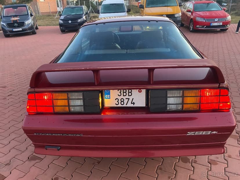 CHEVROLET CAMARO 5.7 RZ BÍLE CZ