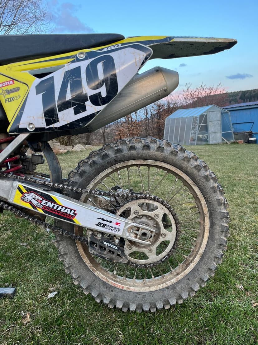 Suzuki rmz 450