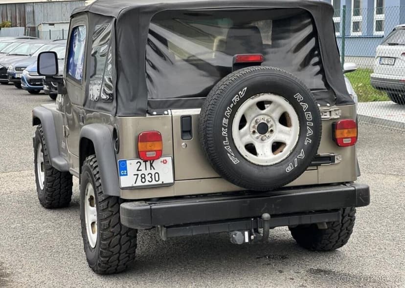 Jeep Wrangler 2.4i Sport 4x4 NAVIJÁK TAŽNÉ manuál 105 kw