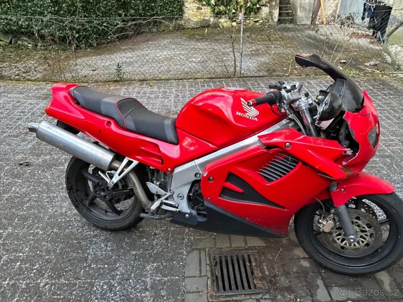 Honda VFR 750