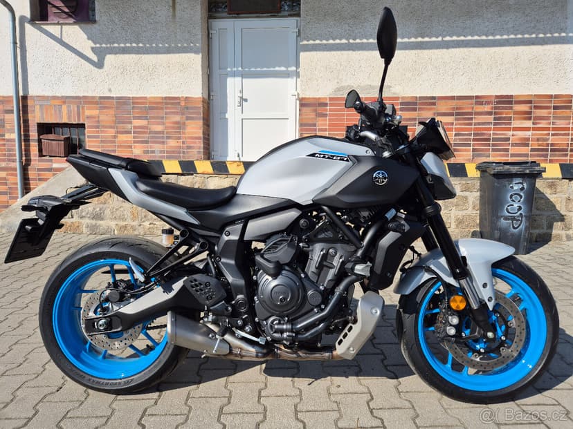 Prodám Yamaha MT-07 Y-AMT Ice Storm , r. v. 2025, ABS, 990km
