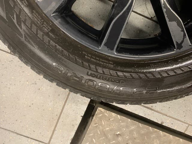 SUPER ALU SUV zn. MAK - zimní Nokian 235/60/18, ET45, 5x108