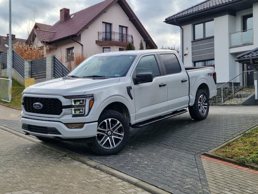 Ford F-150 5.0 V8 4X4 - 2023 - 48 000 KM