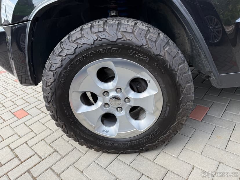 Jeep R18 5ks alu kola elektrony 5x127