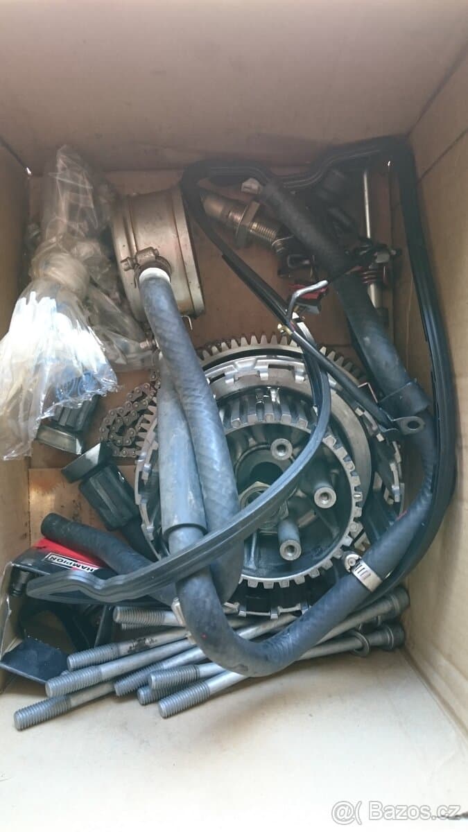 Kawasaki ninja zx9r motor