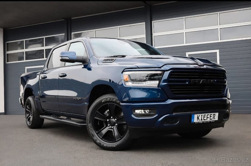 Dodge Ram 5.7 Sport /4x4/Alpine/ 12000km