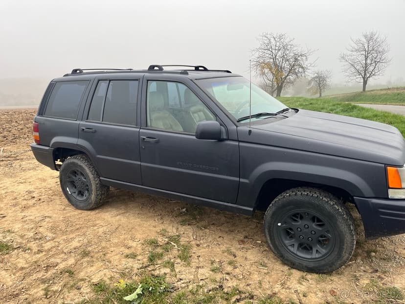Jeep grand Cherokee 5,2