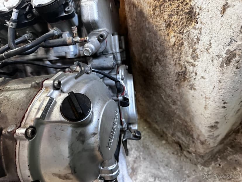 2x motor Yamaha R6 1998-2002