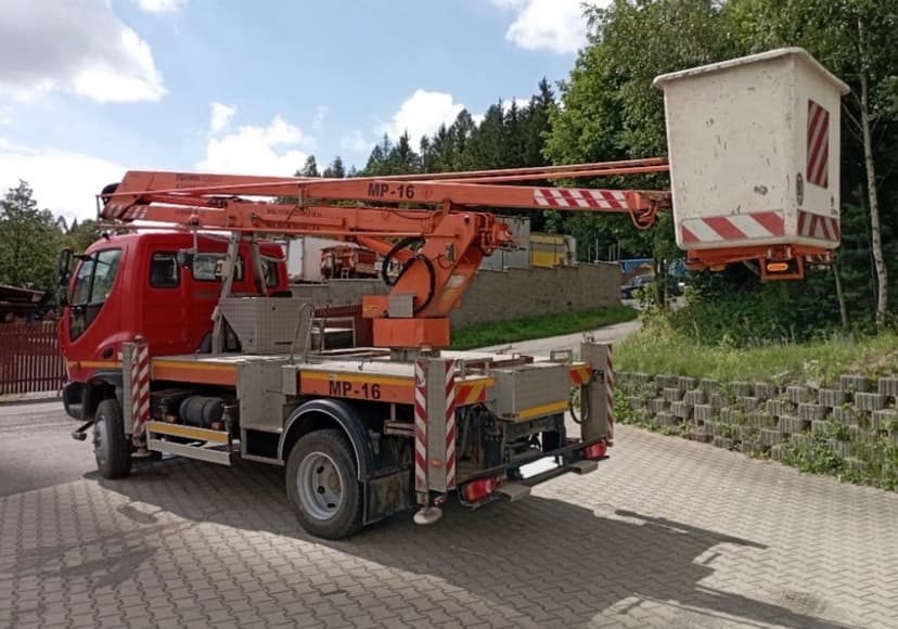 Avia D120 - montážní plošina