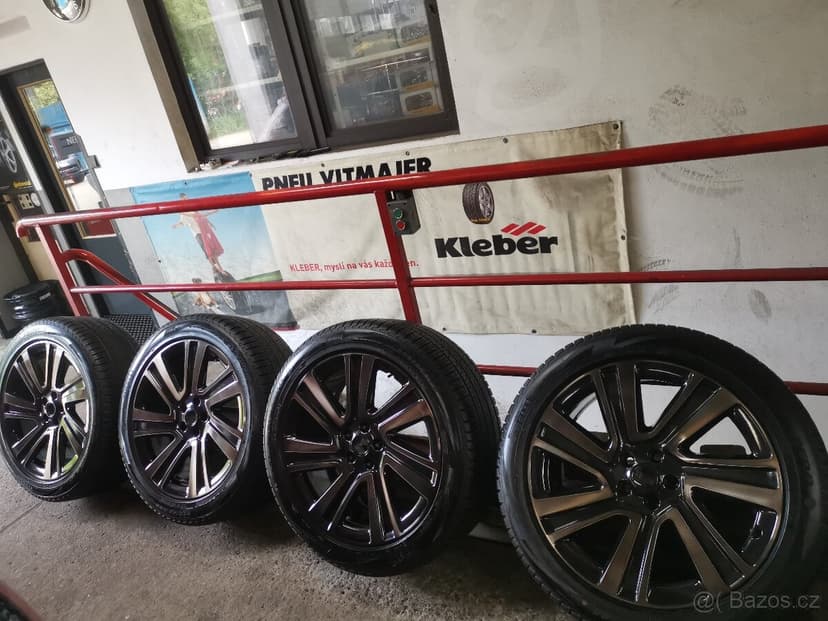 Range Rover Luxury Performance L460 5x120 9,5Jx22