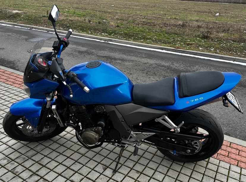 Kawasaki Z750 2004