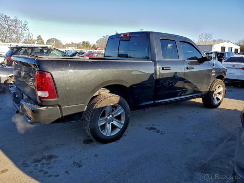 Dodge RAM 1500 SPORT 5.7 v8 2016 4x4 123tis mil