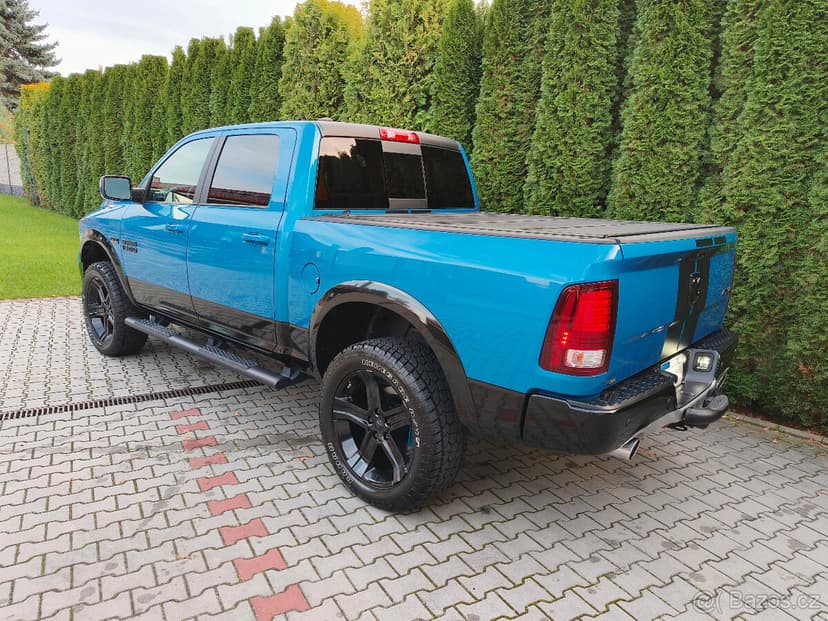 DODGE RAM 1500 HYDRO BLUE EDITION