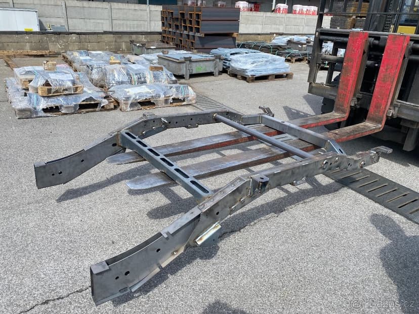 Rám - Rámy na Navara D22 / D40 / Hilux / L200