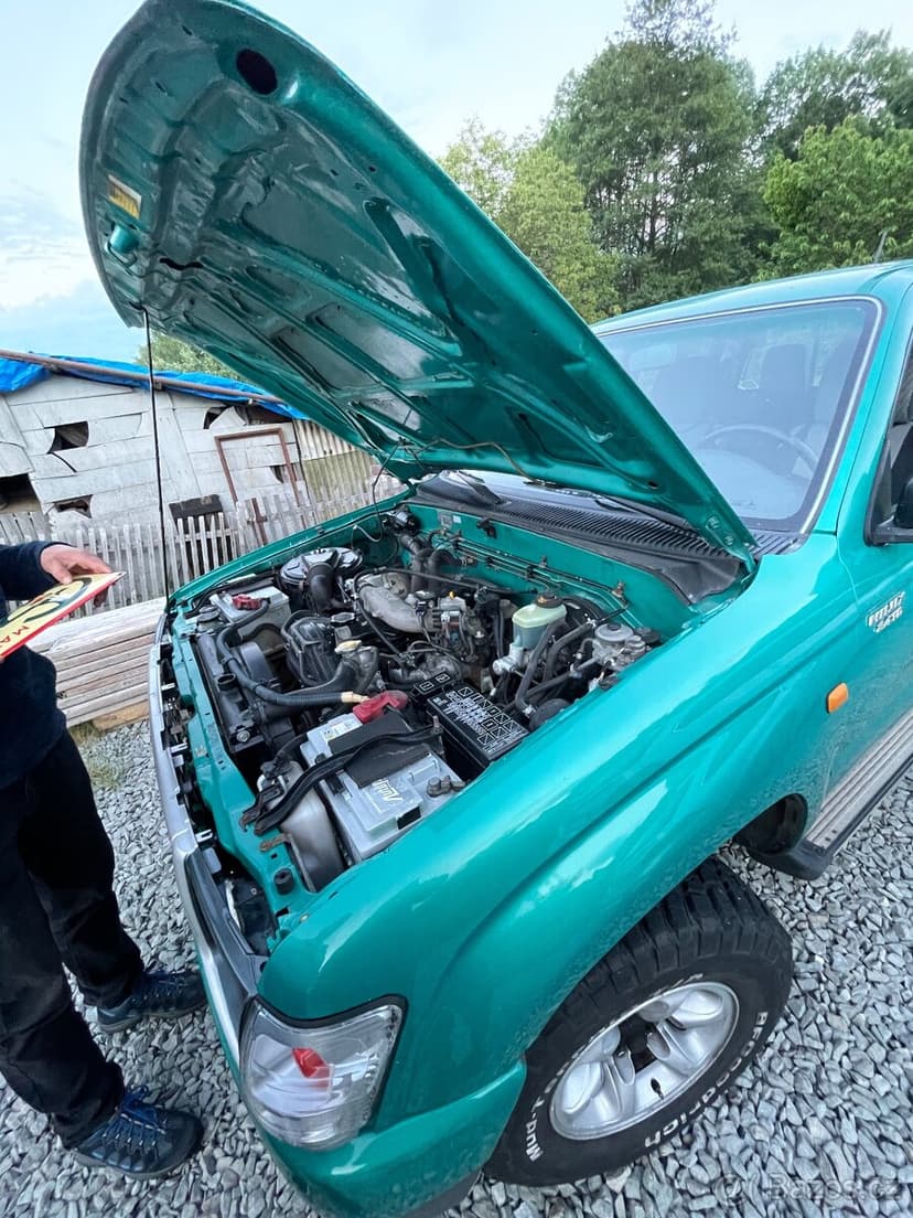 Toyota Hilux 2000