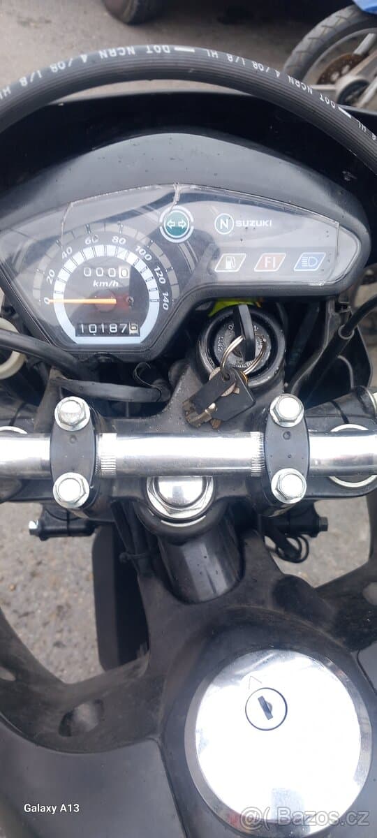 Suzuki DR 125 SM 2010