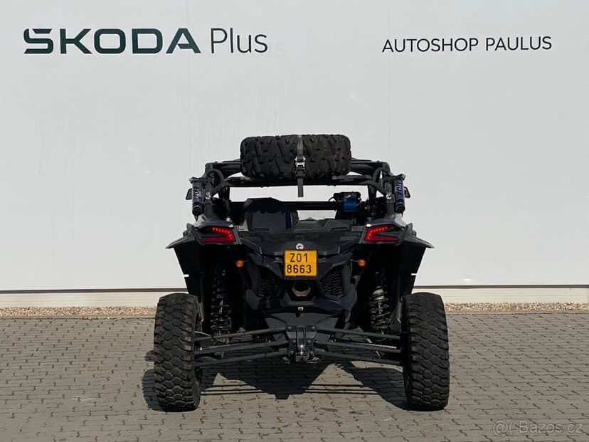 CAN-AM MAVERICK X3 XRS