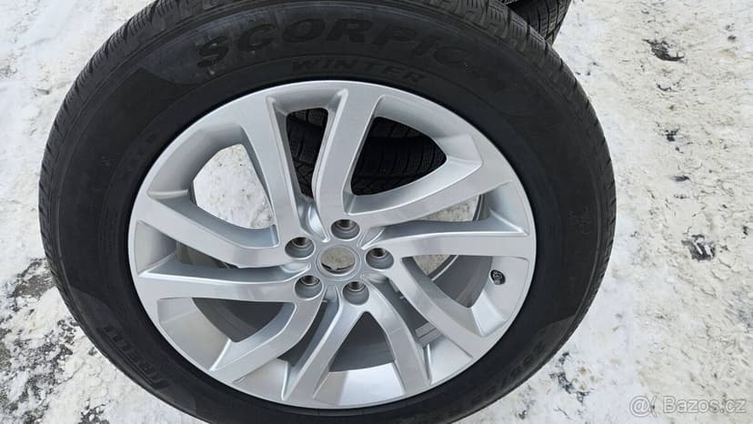 Originál Land Rover ALU kola R20 5x120 + Pirelli