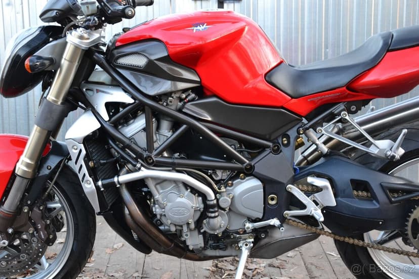 MV Agusta F4 750S Brutale