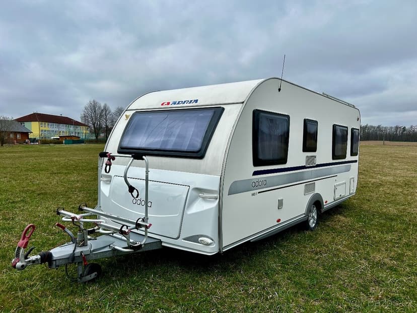 Adria Adora 542 UT solár,samostatná sprcha