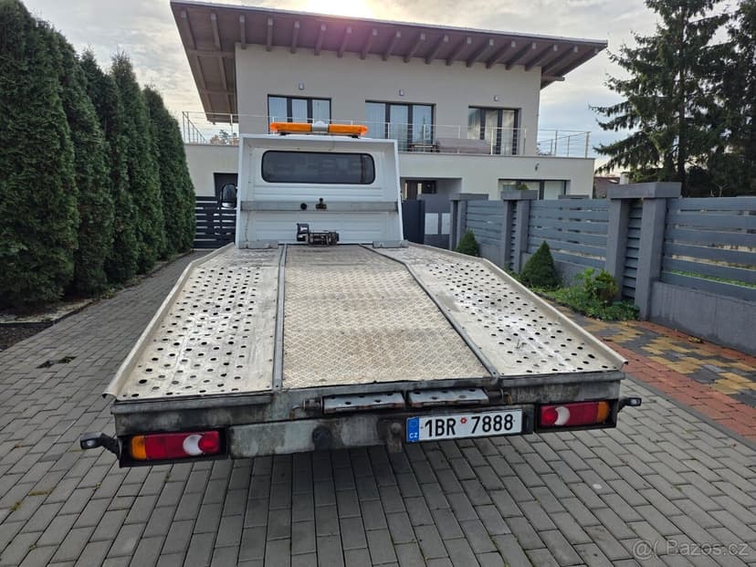 Citroen Jumper 2.2HDI,odtahovka,měchy,tažné, 1.majitel