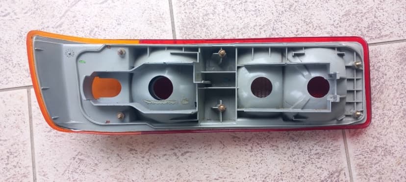 Ford Sierra 1989 - Zadní levé světlo