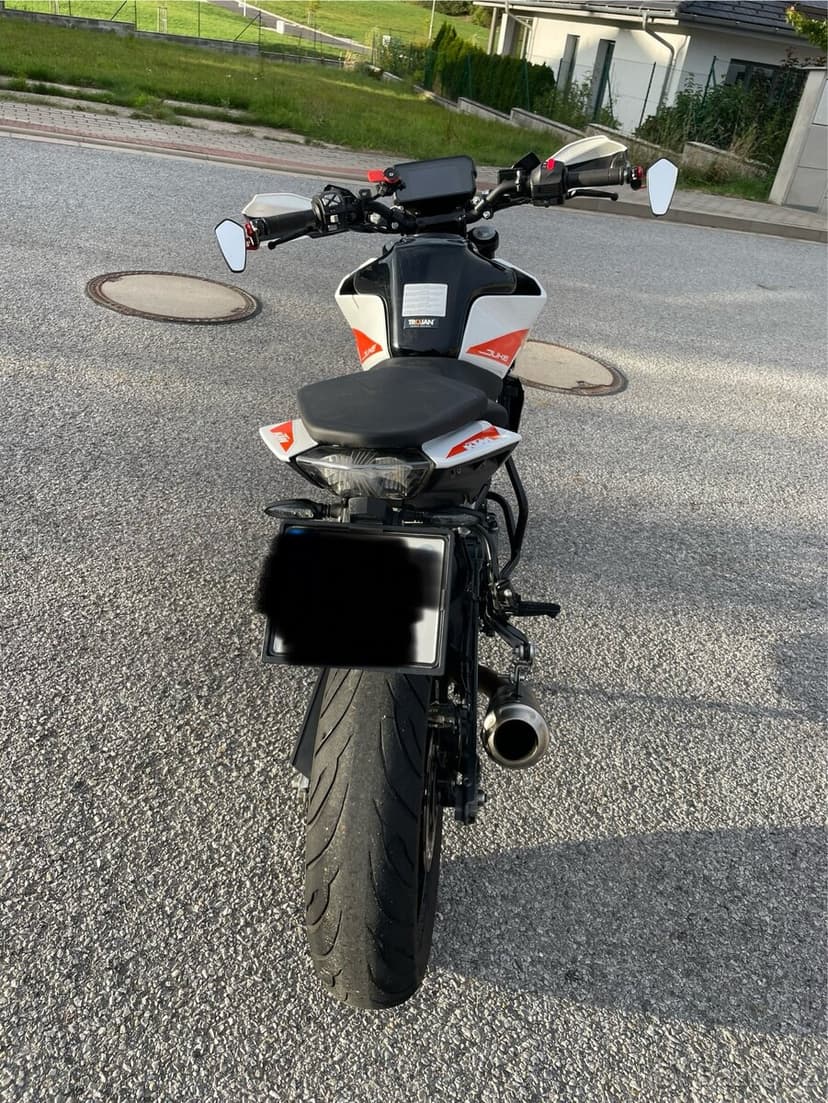 Ktm duke 390