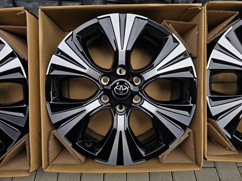 6x139.7 Toyota Hilux Land Cruiser Nepoužite