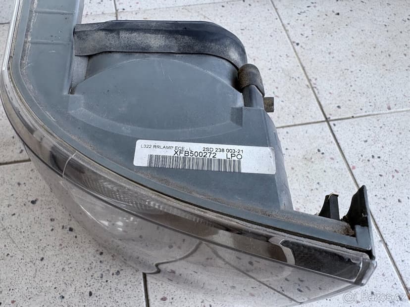 Zadní lampa Range Rover L322 - drobné poškození