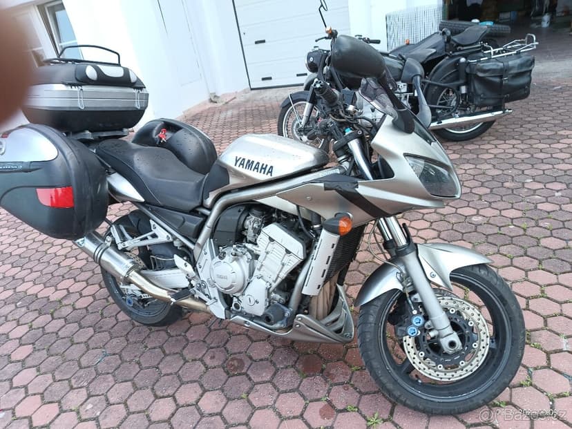 Yamaha FZS1000 po servisu