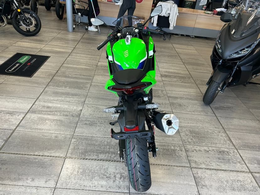 Kawasaki Ninja 500 SE 2026