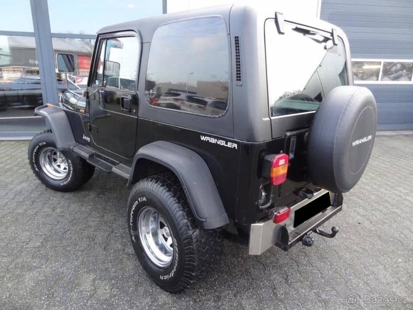 Jeep Wrangler 4.0 AWD 4x4 z roku 1993