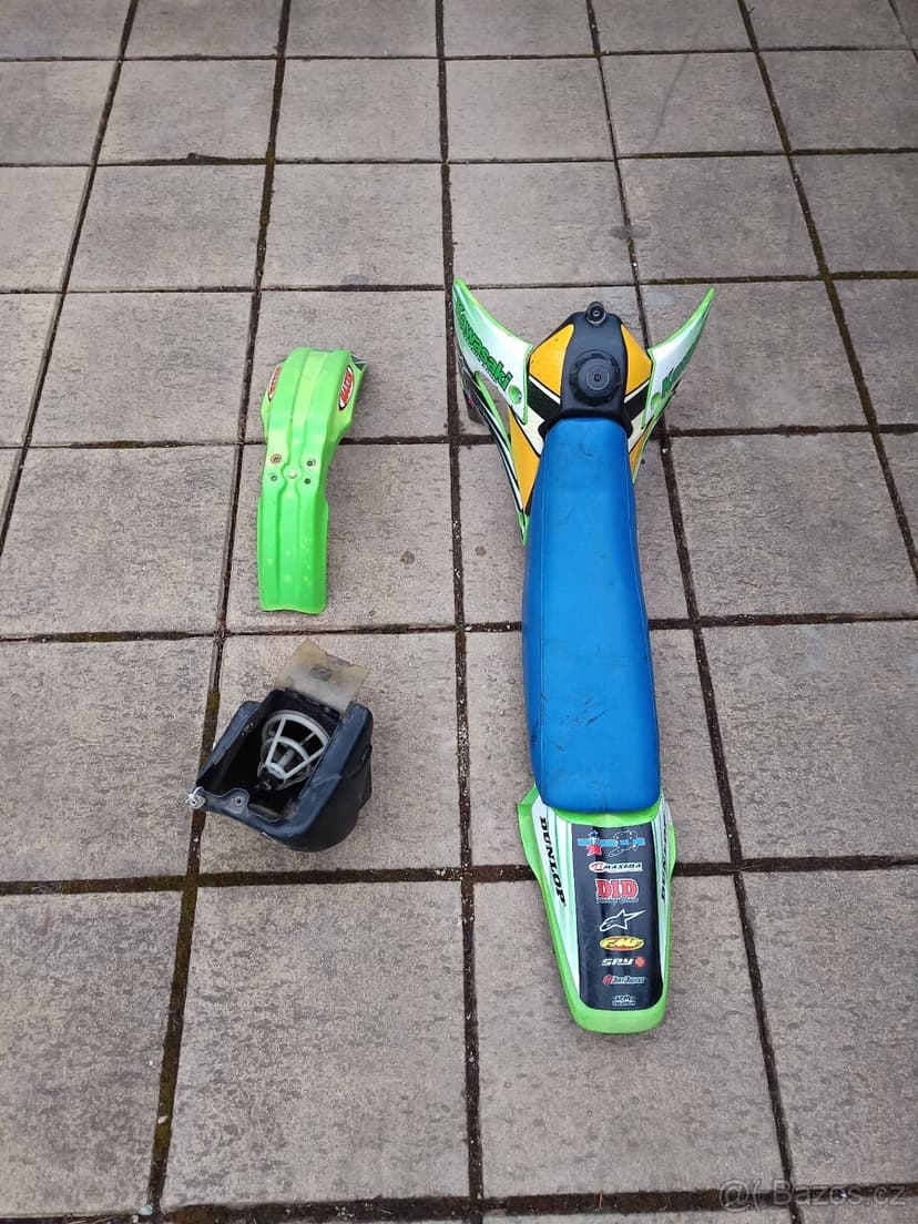 Prodám díly na Kawasaki KX85