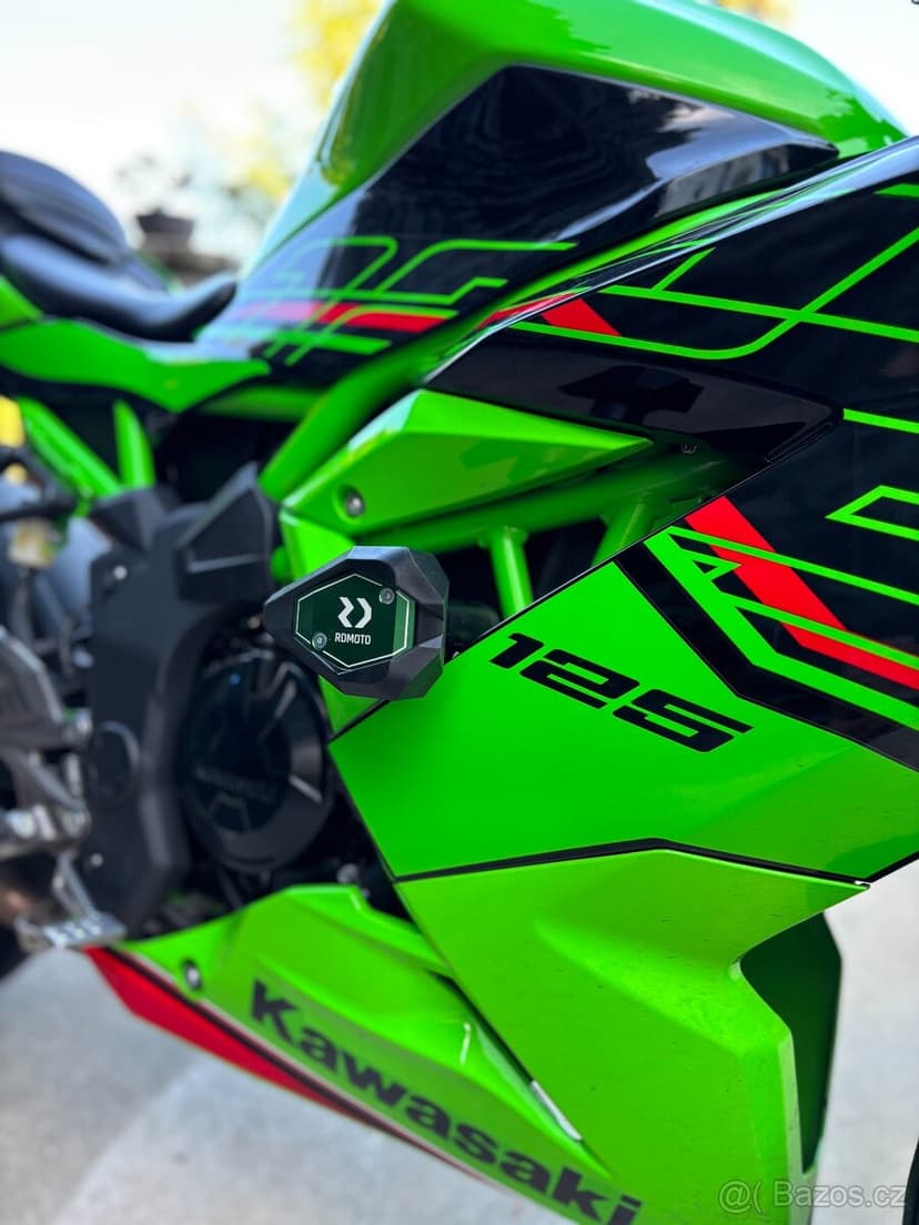 Kawasaki ninja 125, 2023