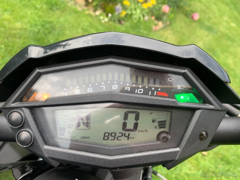 Kawasaki Z1000 R-r edition