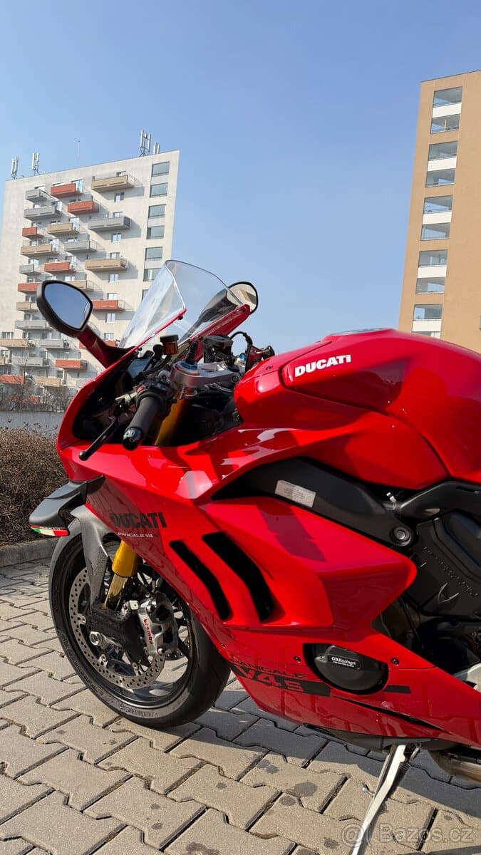 Ducati Panigale V4S 2021