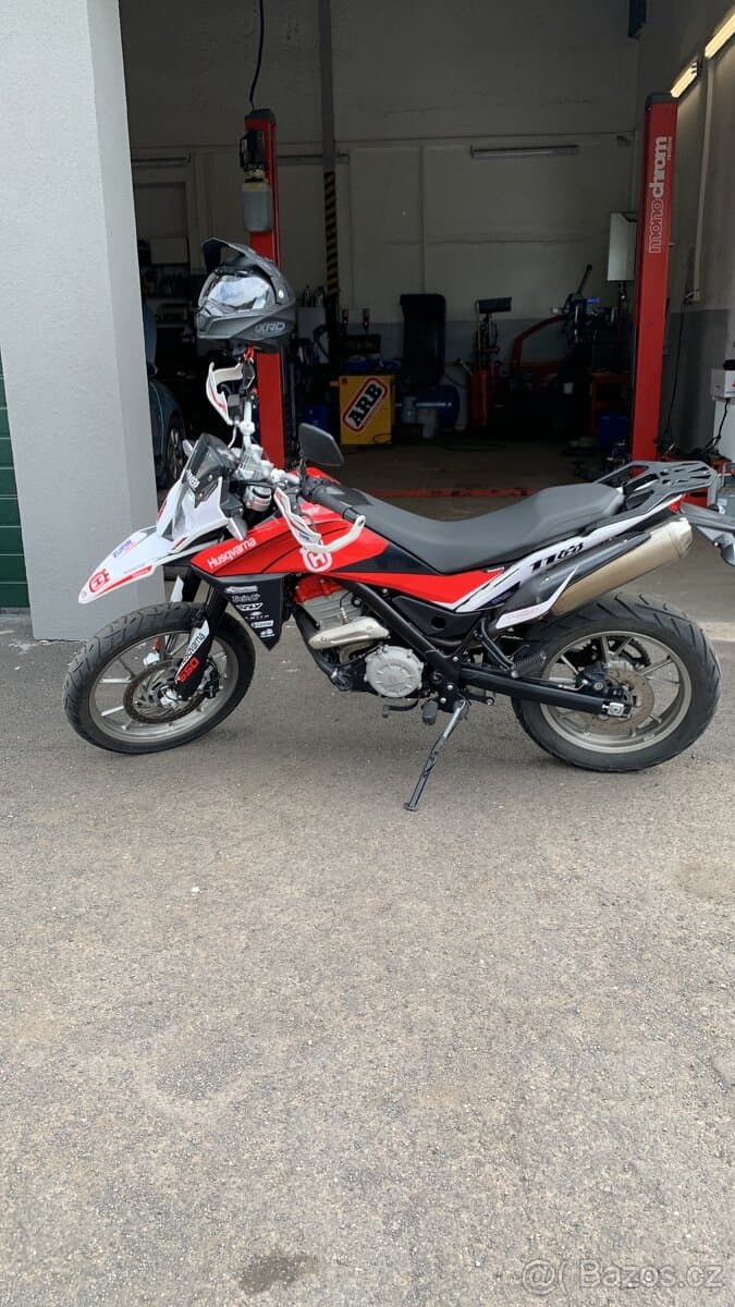 husqvarna strada 650