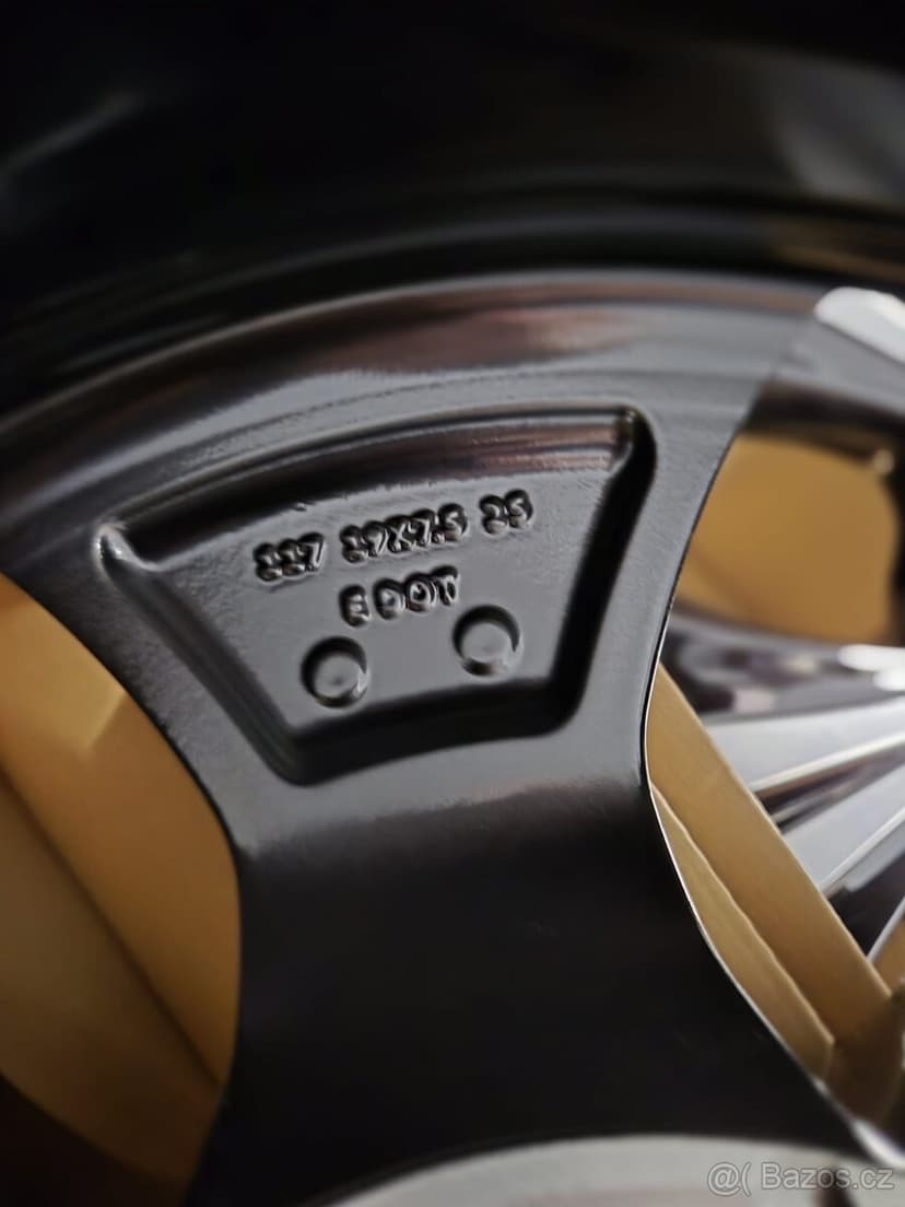 Nové Originál alu TOYOTA LAND CRUISER 6x139,7 R19