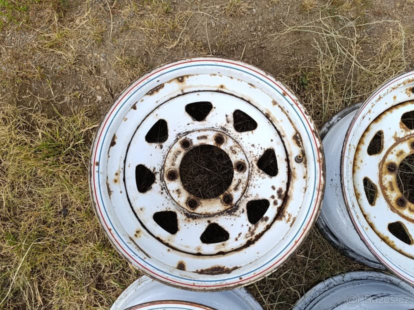 Prodám sadu disků Mangels Triangular R15