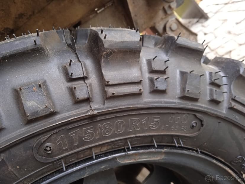 Pneu vraník T3 175/80 R15